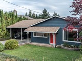 Nanaimo Real Estate - 186 Doric Avenue